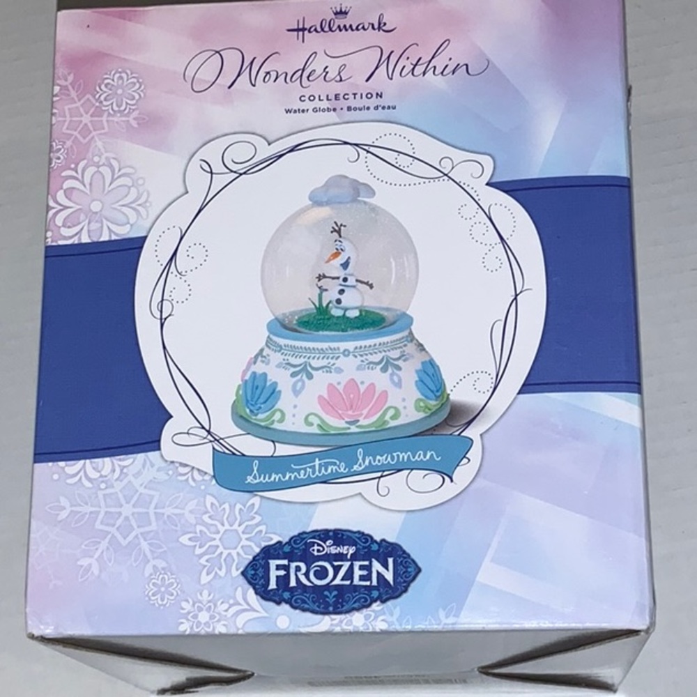 NIB Hallmark Wonders Within Collection Disney Olaf Frozen Water Globe